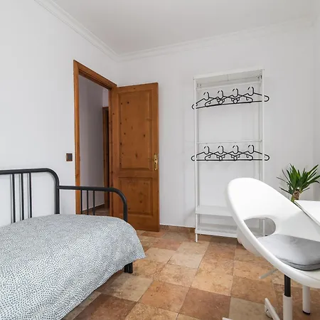 Home2book Cozy 2 Min From شقة