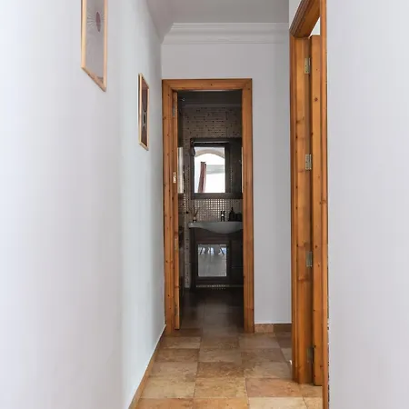 Home2book Cozy 2 Min From
